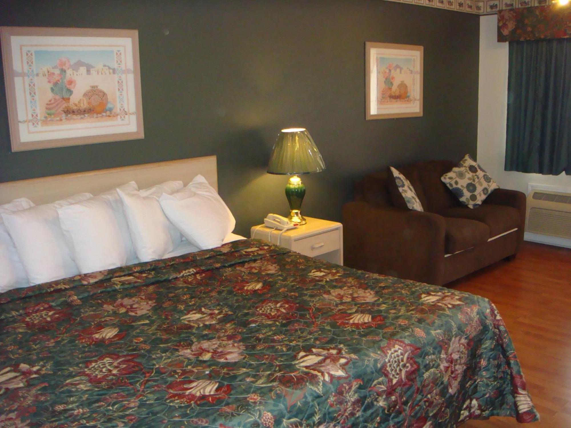 Eagle Pass Inn Экстерьер фото